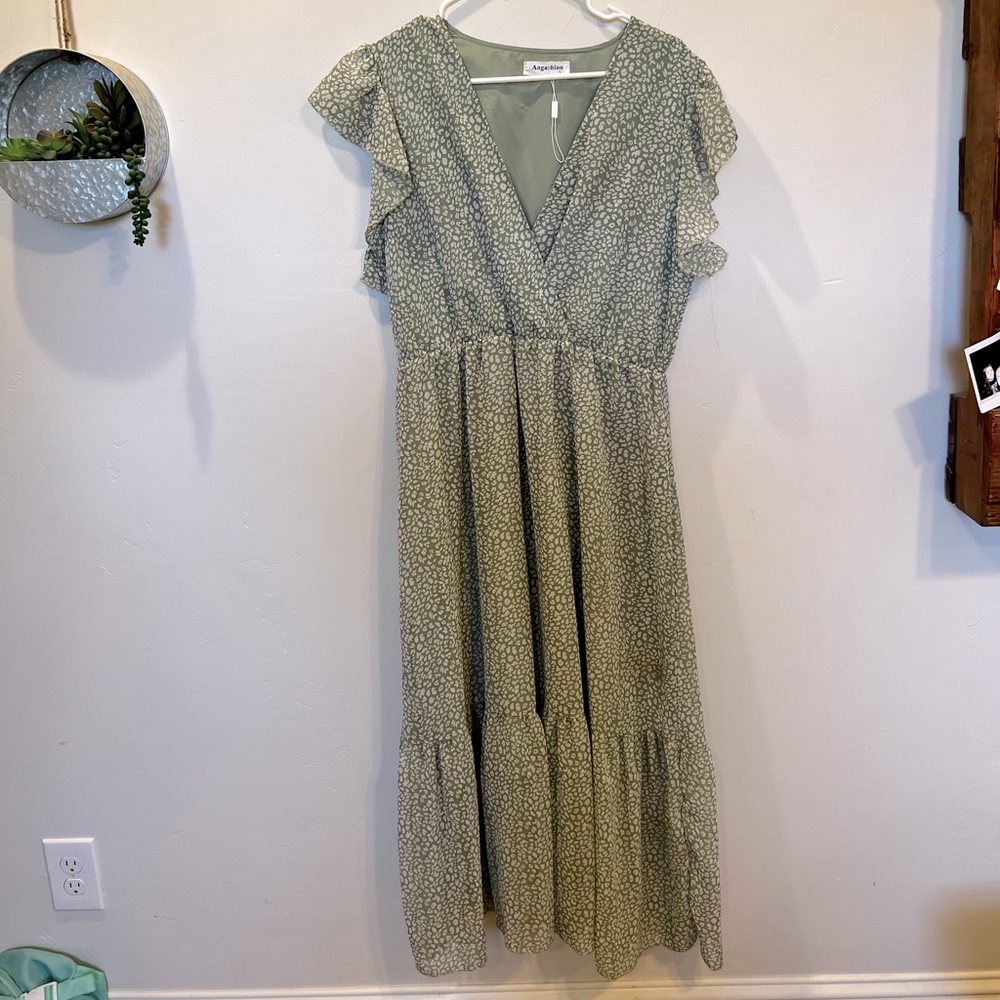 Flowy green and white dress